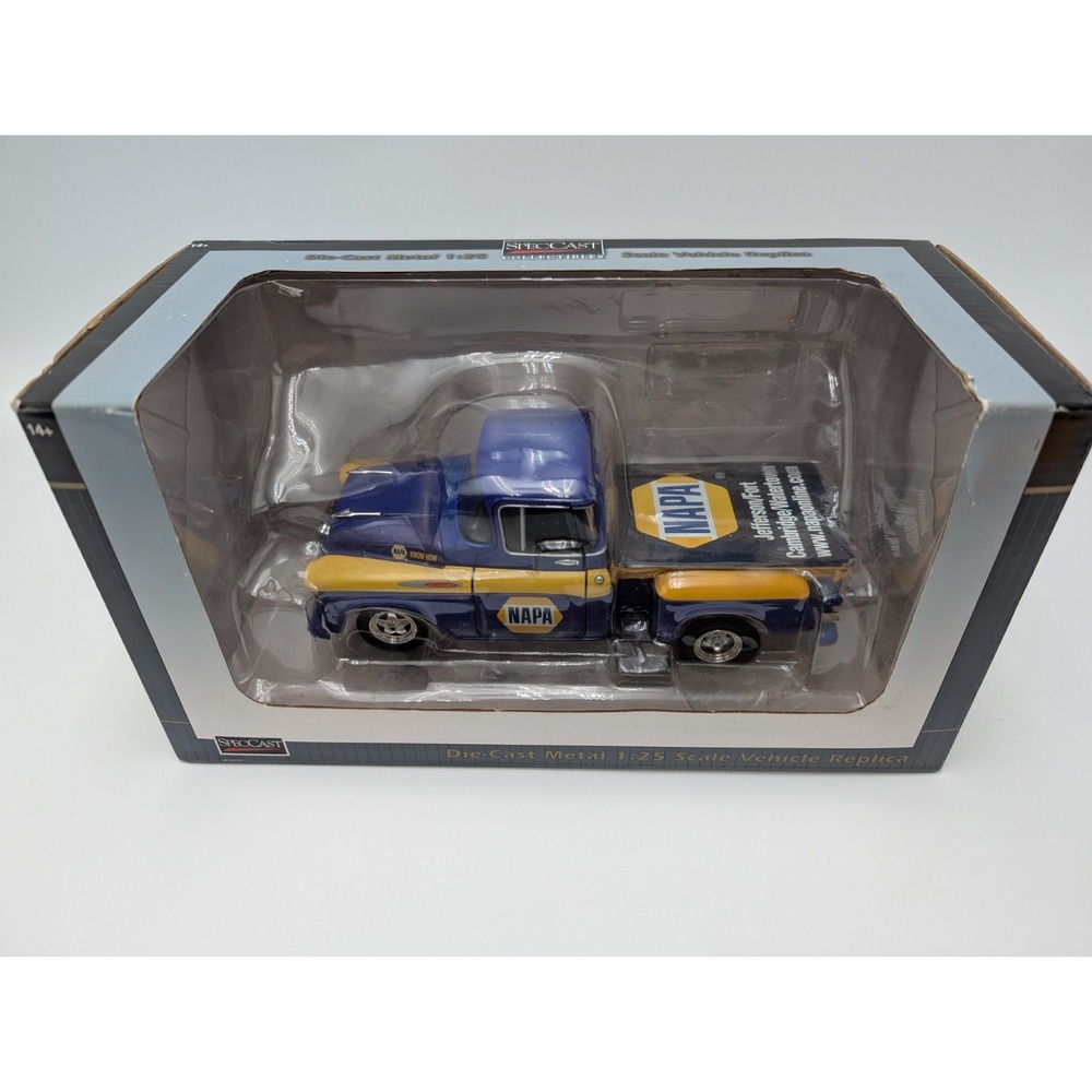 Limited Edition Ford Pickup NAPA Auto Parts Truck SpecCast 1:25‎ New